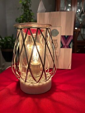 Scentsy diamond weave Silver Metal Cage Lantern with Marble Base wax warmer